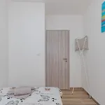 Vera *