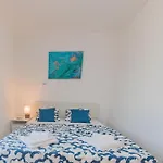 Vera Villa