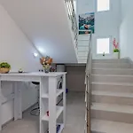 Vera *