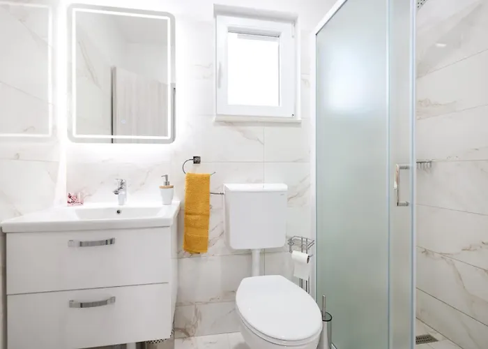 Vera ヴィラ ベンコヴァツ